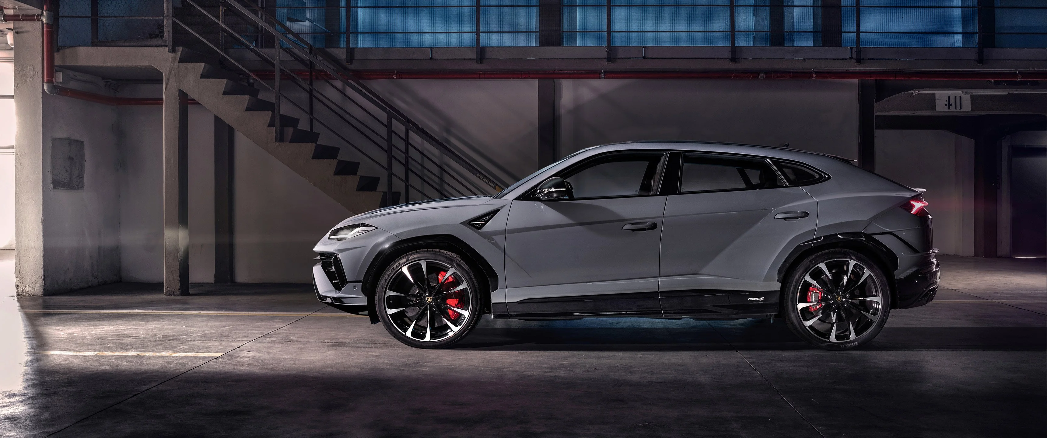 2023-Lamborghini-Urus-S-002-1440w.webp